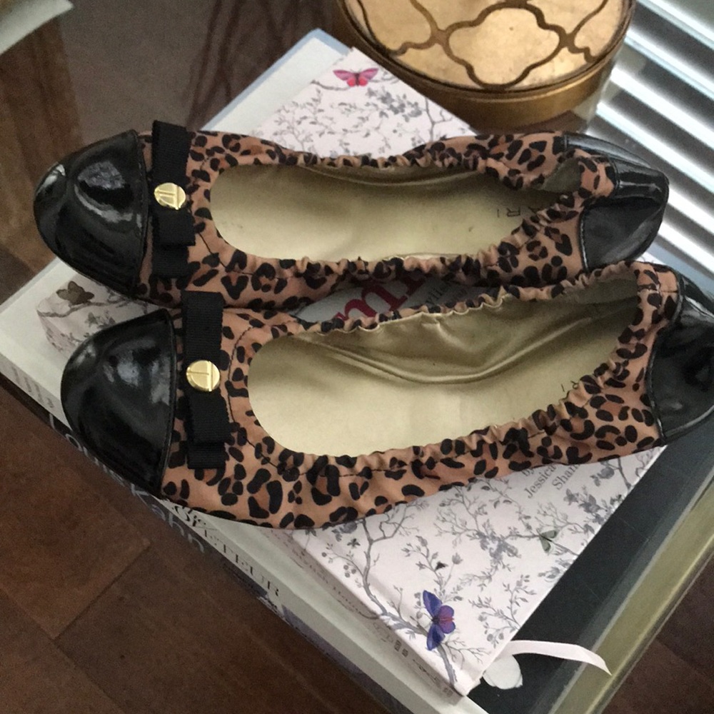 Tahari Ballet Flats